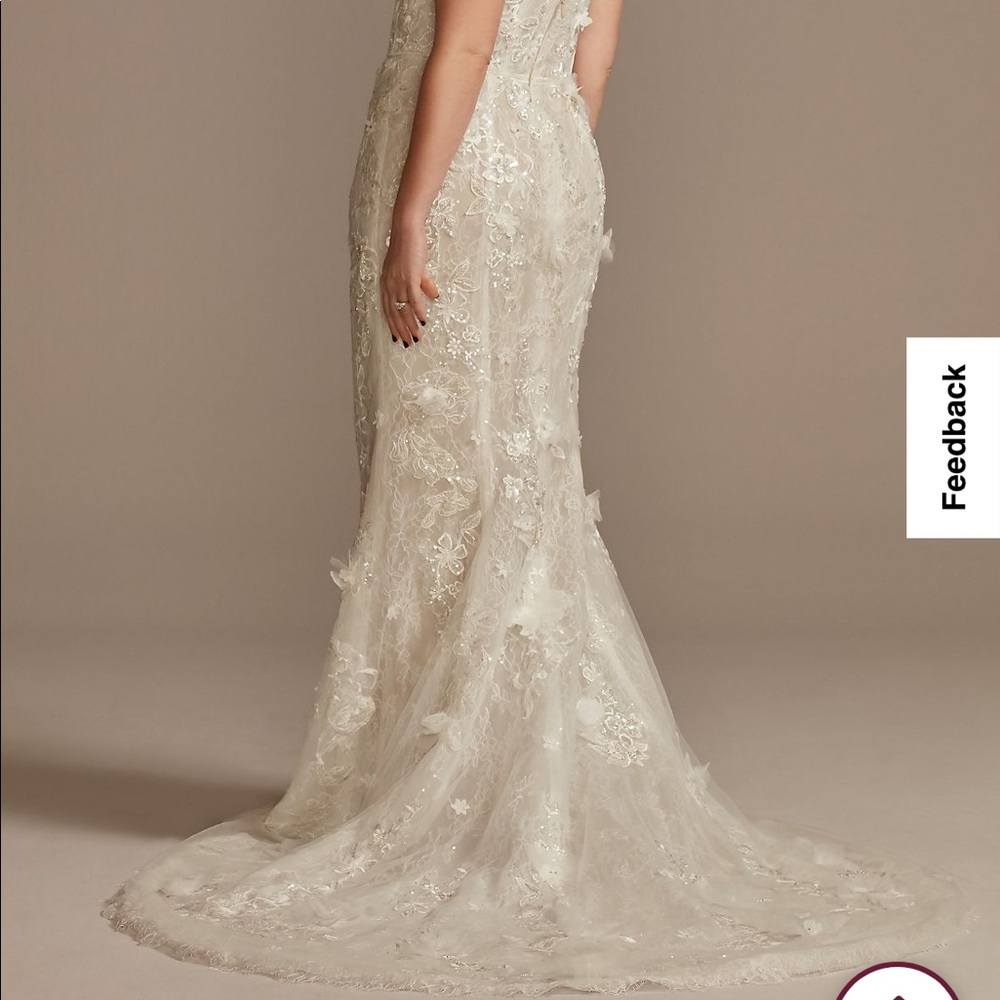 Galina Signature Sheath wedding dress🤍 - Picture 2 of 7
